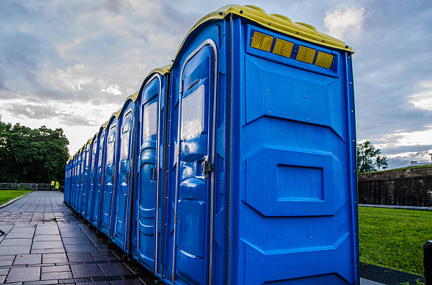 Portable Toilet Options We Offer in Streamwood, IL