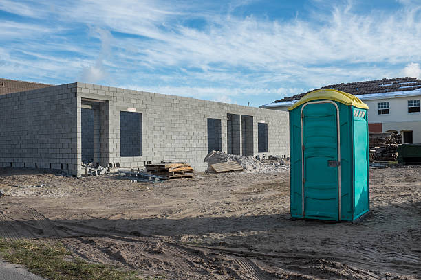 Best Porta potty rental near me  in Streamwood, IL